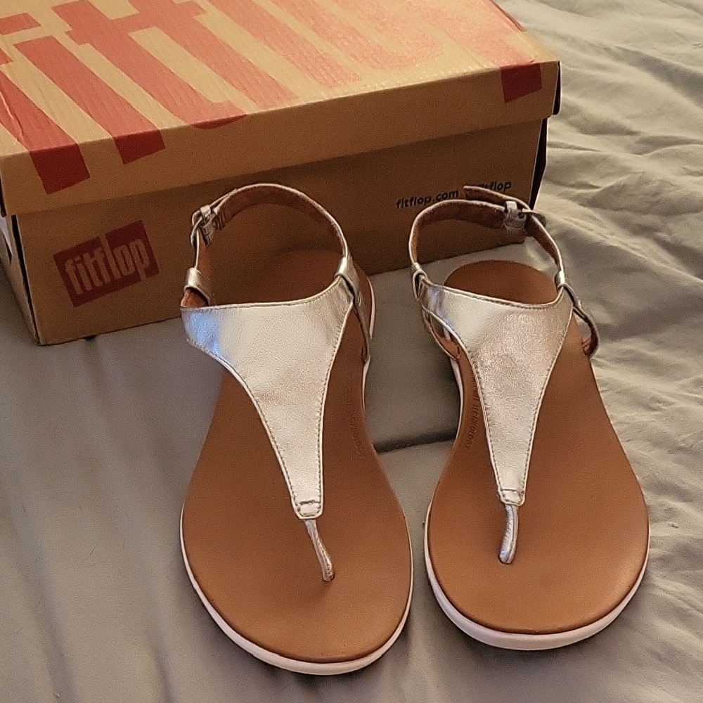 FitFlop Metallic Silver Sandals